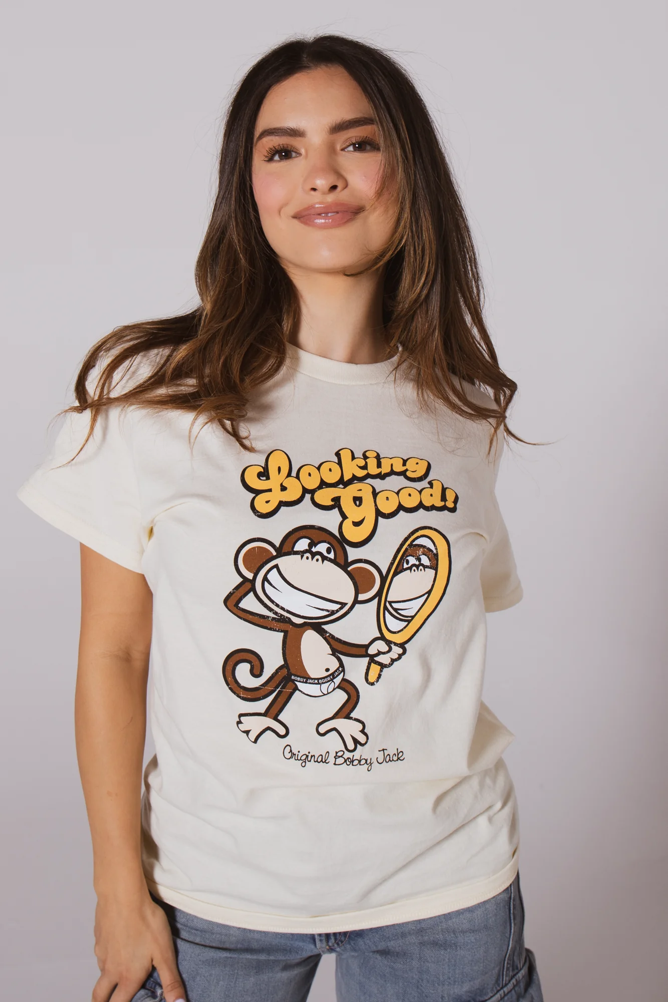 Looking Good - Bobby Jack Boyfriend T-Shirt -Cream - Image 3